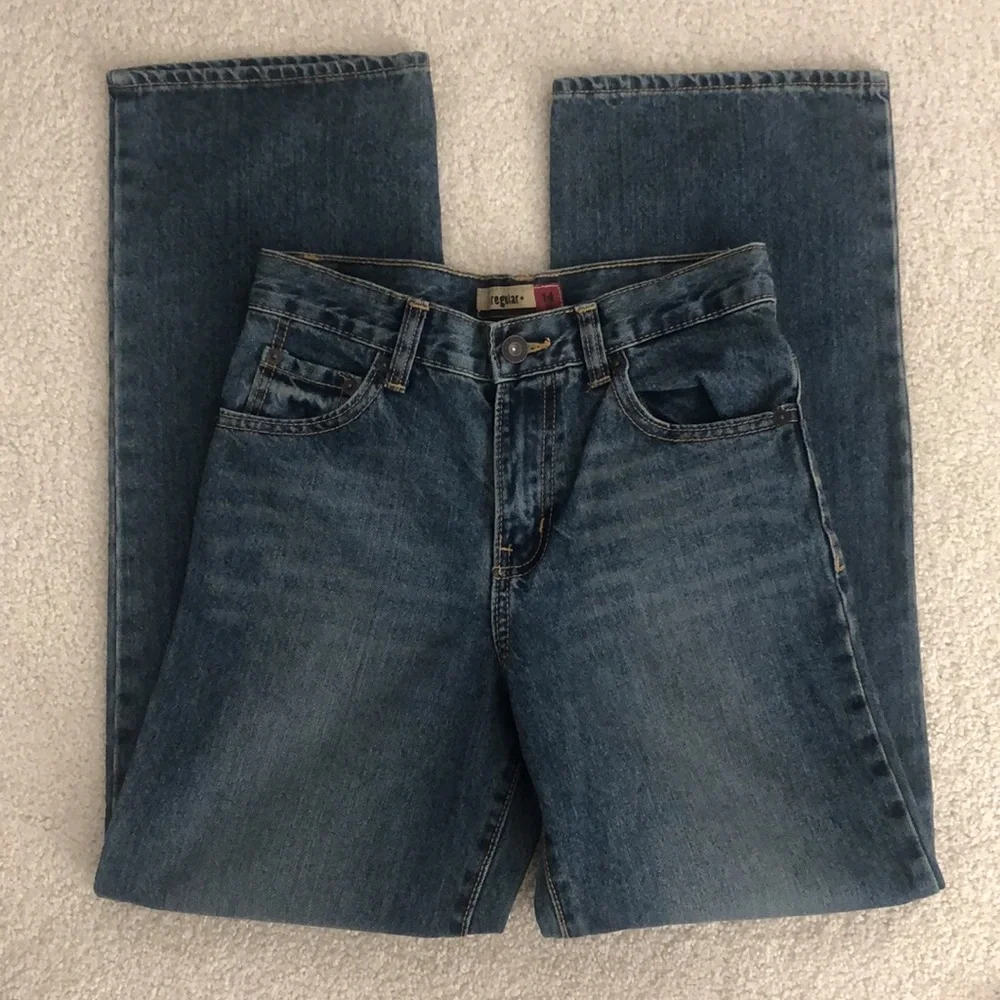 Old Navy Regular Style Jeans in 14 Slim